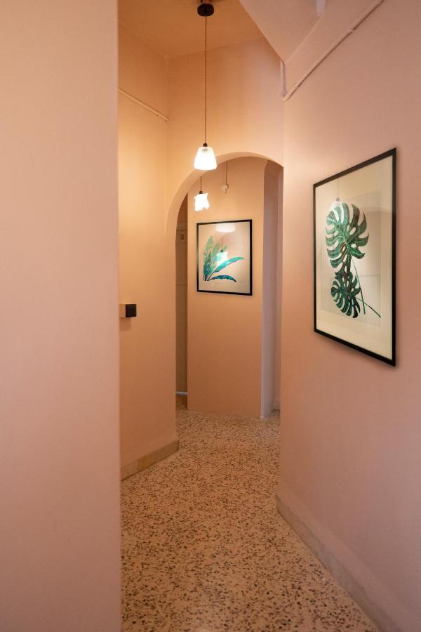 Julia'S Hotel Suites Amman Ngoại thất bức ảnh