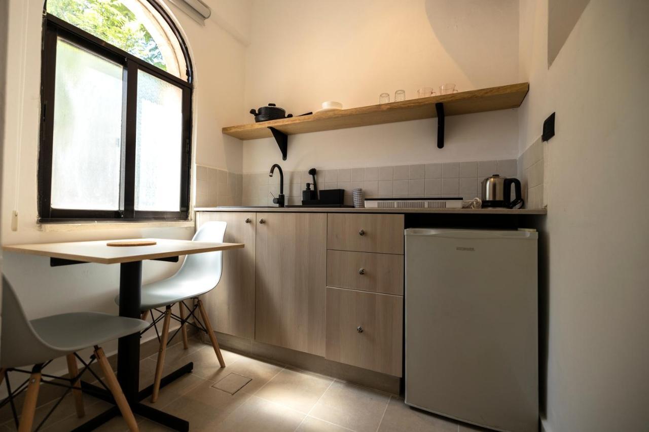 Julia'S Hotel Suites Amman Ngoại thất bức ảnh