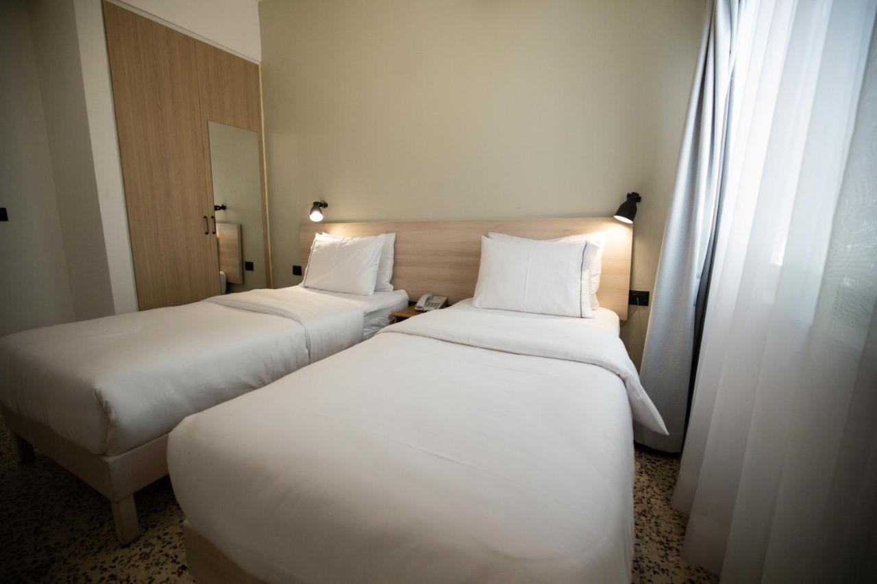 Julia'S Hotel Suites Amman Ngoại thất bức ảnh